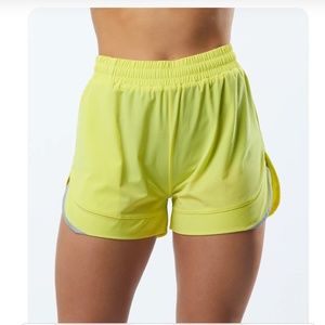 alphalete infinity stride short
